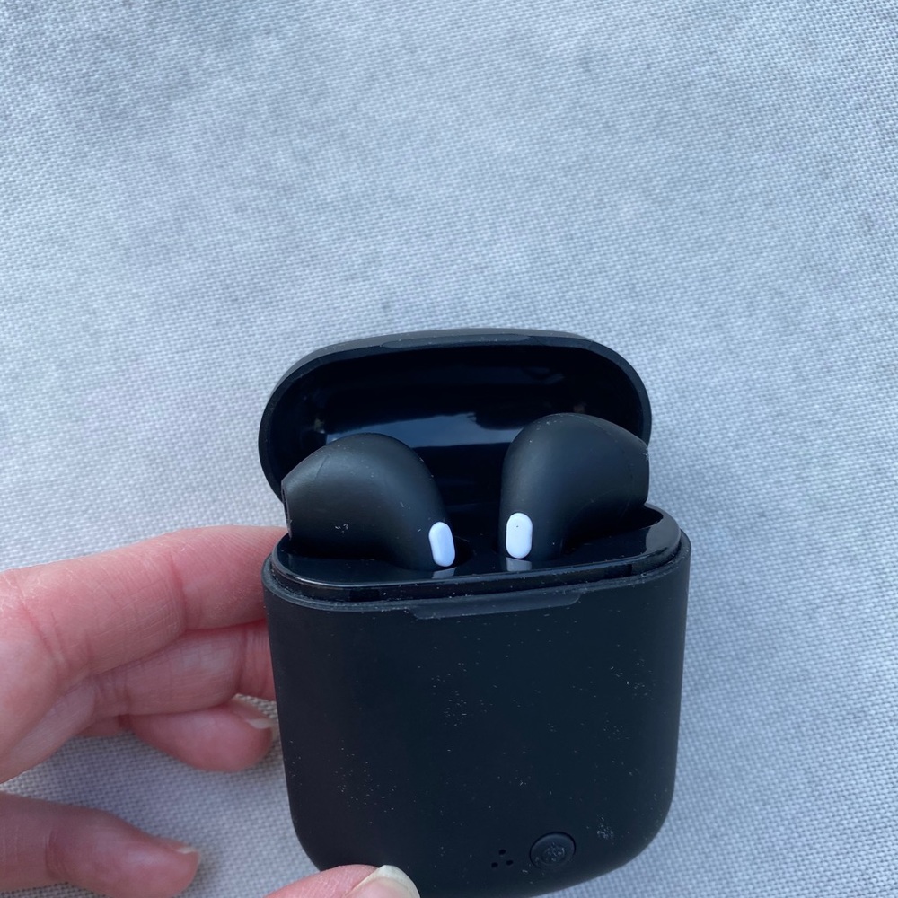 Wireless Earbuds